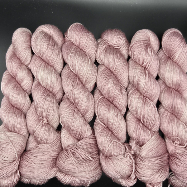 Thèbes Bfl Soie - Rose  Sacrée