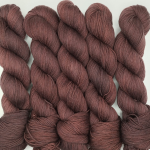 Gizeh socks  85/15 - L'ombre de Kemet ( bordeaux marron MAT )