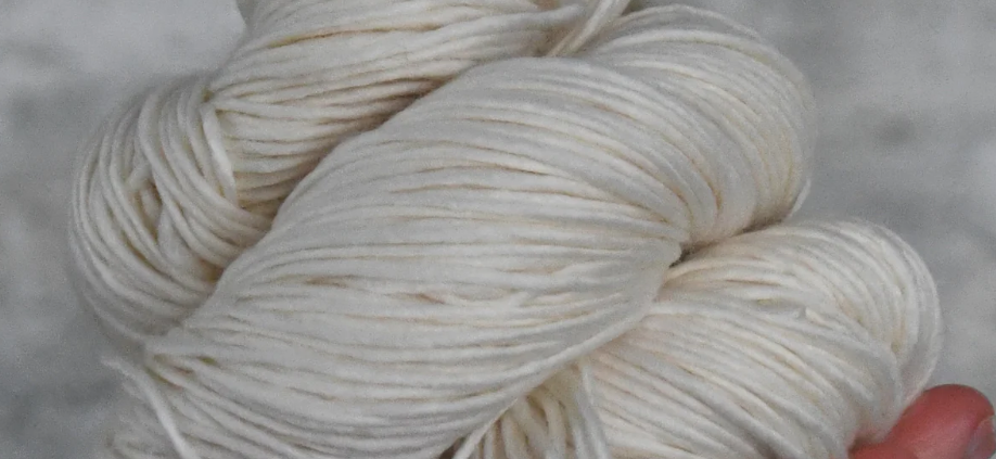 100% merino single dk