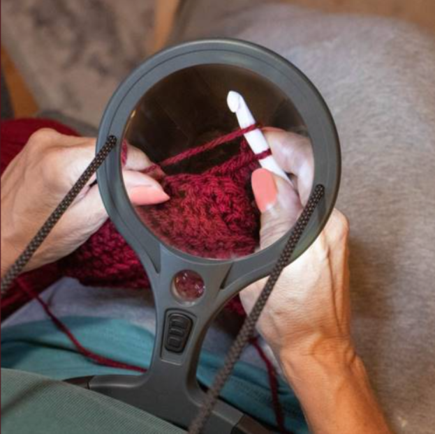 Loupe mains libres lumineuse LED avec cordon – Carson Lumé 2x / 7x